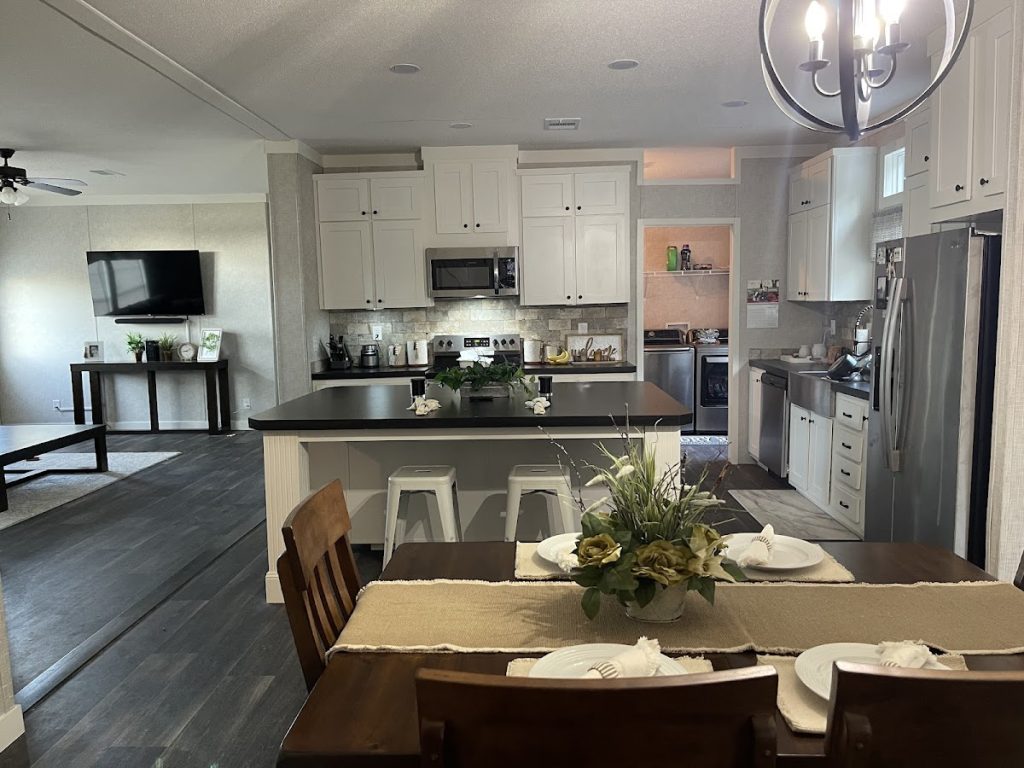 Family Home Center of Homosassa Factory Outlet photo 6