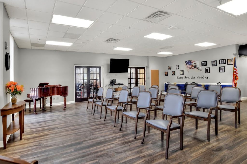 Lake Morton Senior Living photo 5